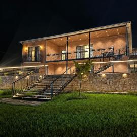 Sunny Green Hotel, Hotel in Senaki