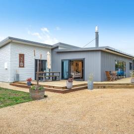 Private Escape, Martinborough