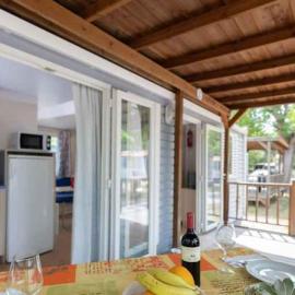 Mobile Homes with Pool in Cesenatico 55448, hotel i Cesenatico