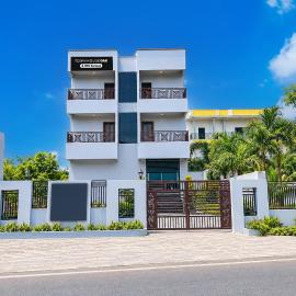 Townhouse Motijhil Park Formerly Gran Villa, hotel di Lālbāgh