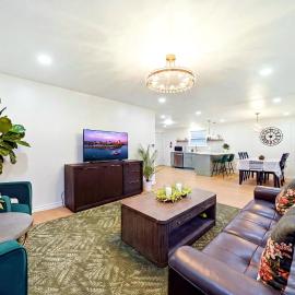 Cozy 3-Bedroom Home Near Airport