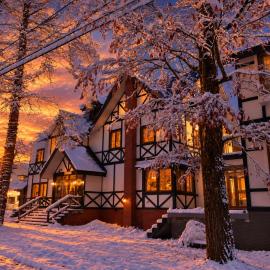 Hotel Montblanc Hakuba, hotel em Hakuba
