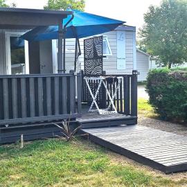 Mobilhome prenium 4 à 6 pers camping les écureuils 4 étoiles، فندق في بيسكاروس