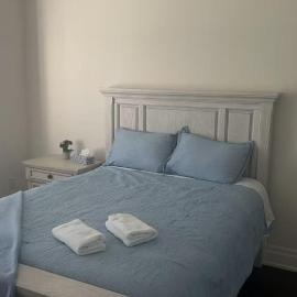 Modern Private Room near Don Mills & Fairview Mall