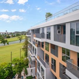 Skypark Celeste Building 6 in Laguna by Banyan Living, hotel sa Thalang