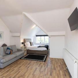 Deluxe Leeds City Centre Apartments 1-8, viešbutis mieste Knowsthorpe