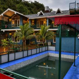 Riverdale Hills Kasauli-Twin Pools