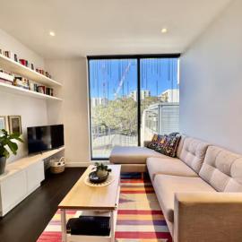 South Yarra Pad - Free Parking - Central Location