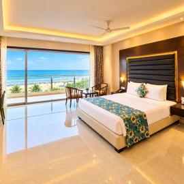 Golden Palace Puri - Private Flagship Beach - Swimming Pool - Sea View Rooms - Restaurant - Luxurious Stay