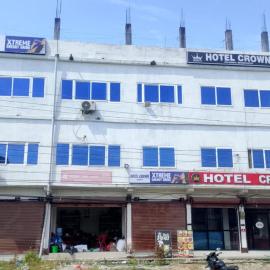 Hotel Crown, hotel a Kakarvitta