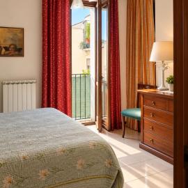 Casa di Sulmona Charming Stay Near the Old Town, hotel v destinaci Sulmona