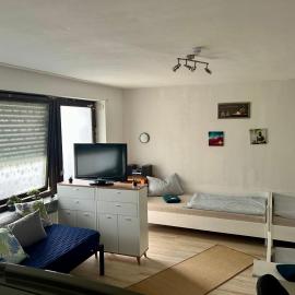 Deine Pension, Family & Friends Room P3, 5 beds, 25qm, Check-in 4PM till 5AM