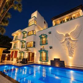 LuXus Resort & Swimming Pool, hotel a Pondicherry