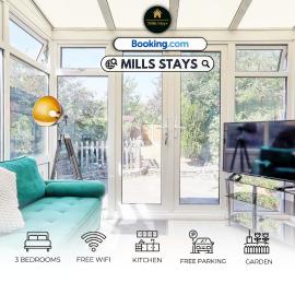 3 Bedroom House By Mills Stays Vacation Rental Westcliff-On-Sea With Garden & Last Min Deal