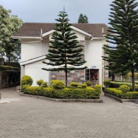 Safari Grace Hotel 纳库鲁华夏酒店