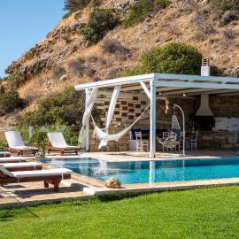 Villa Strelitsia in Pitsidia by South Cretan Villas, hotel u gradu 'Pitsidia'