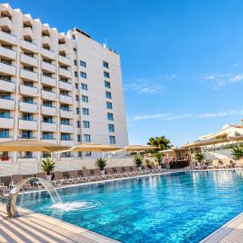 Best Western Plus Khan Hotel