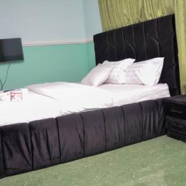 Silvergate Apartments
