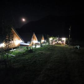 Bungalovi Kula, хотел в Kula