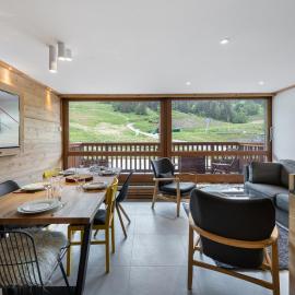 Séjour lumineux 3 pièces, 4 adultes, 2 enfants, WiFi, pieds des pistes