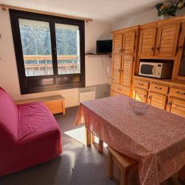 2 pièces au pied des pistes, 6 couchages, hotel din Les Adrets