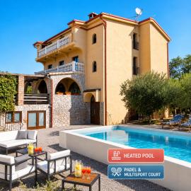 B&B Tonivale - Heated Pool, Padel & Meeting Room, hotel i Skrbčići