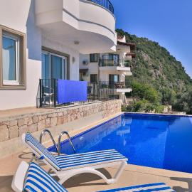 Braeside Apartment