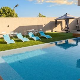 Villa Solaya Assinie: Nganda-Nganda şehrinde bir otel