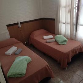 Hostel monte grande, hotel a Monte Grande