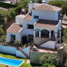 LUMINIAN Big Modern Villa with outstanding views sea & countryside