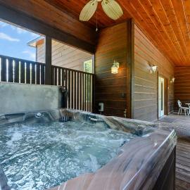 Song of Songs - Private Hot Tub, готель у місті Брокен-Боу
