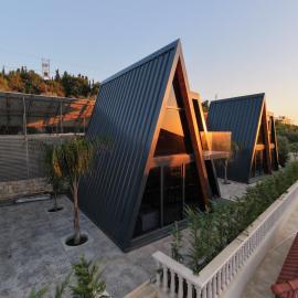 Le Sommet Retreat Bungalows
