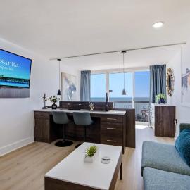 Oceanfront Pierfection by Casanita - Lux Suite