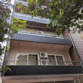 The Lodgers Superior 1 BHK Apartments Near Sector 42-43 Metro, מלון בגורגאון