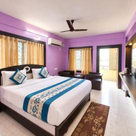 Hotel Bollywood Ashish Puri - Premium Beachside Stay with Modern AC Rooms, Free Wi-Fi & Family-Friendly Comfort Near Puri Sea Beach, hotel a Puri