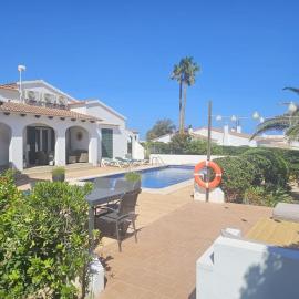 Villa Las Palmas - Mediterranean garden, Sea view & Private pool