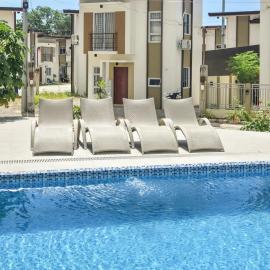 Modern 2BR Pool Home - 15 min to Alona Beach
