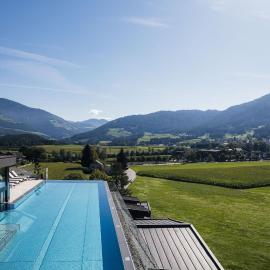 Hotel Majestic - Unique Spa Resort, hotel sa Brunico