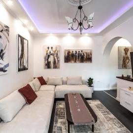 The Belfort Townhomes - Lux Salon