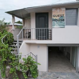 Kapan Guesthouse: Kapan şehrinde bir otel