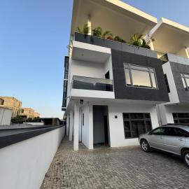 Modern 4BR & Penthouse duplex for Short-let