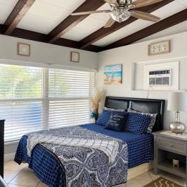Large Master Queen Suite by Hard rock stadium and casino