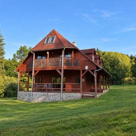 Everwood Lodge, Transylvania