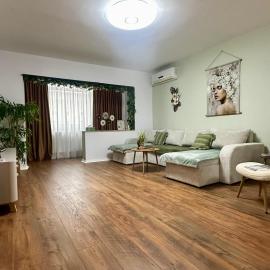 Elysian Apartment Premium Comfort & Relaxation, hotel i Otopeni