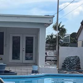 Casita con piscina a 5 min de aeropuerto de Miami