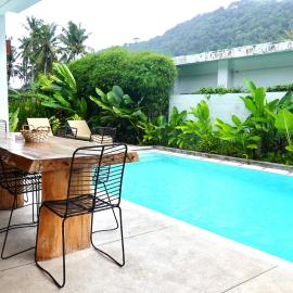 Villa Wallace 2BR Private Pool in Tropical Hills