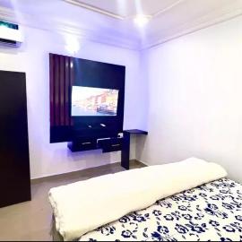 Lisdon Apartments, hotel a Galadima