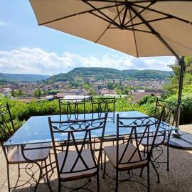 Maison tout confort - Vue exceptionnelle sur Ornans - 'résidence Charmont'