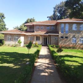 Royal Gardens Muthatari - Embu, Hotel in Embu