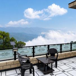 2BR Private Terrace Near Patriata Chairlift, ξενοδοχείο σε Patriata